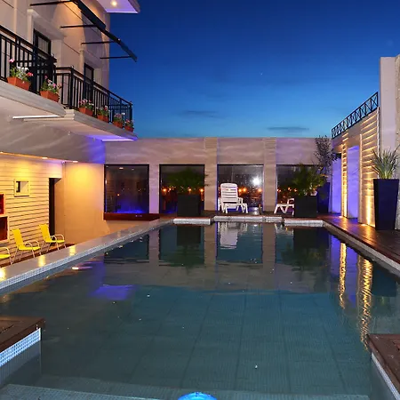 Le Parc Hotel & Suite-3